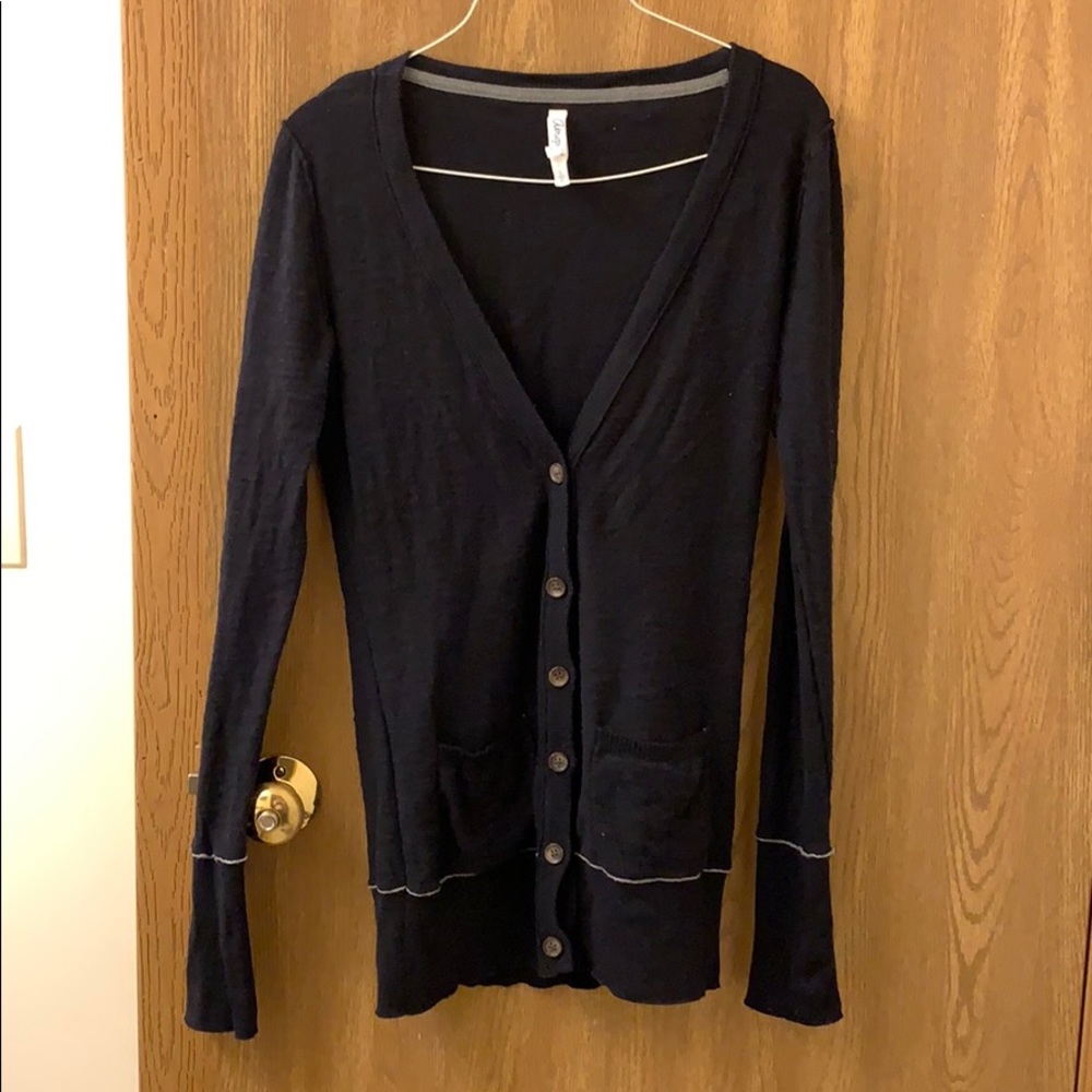 Tunic button down black cardiagn